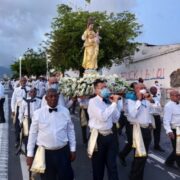 300 personnes en procession pour terminer la neuvaine du Carmel à Basse-Terre
