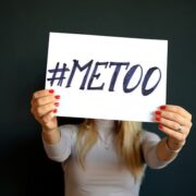 Gospelartiest vast wegens ontucht met minderjarige
