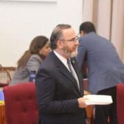 Ta minister Glenbert Croes a pidi CAD pa haci un sondeo di proceso pa yuda FASE helpdesk haci e otorgacion di FASE mas sigur
