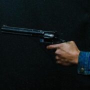 Un homme armé tué par la police à l’aéroport de Roissy-Charles-de-Gaulle