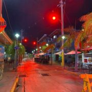 Cambian luminarias para proteger bahia bioluminiscente de La Parguera