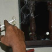 Mogelijk belastingverhoging op tabaksproducten om gebruik te ontmoedigen