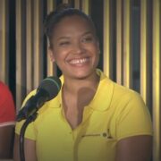 Olivia Baugé, consultante de Guadeloupe la 1ère: « Ce n’est pas normal de découvrir des endroits pendant le Tour »