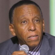 Injection de dollars de la BRH : , estime l’?conomiste Eddy Labossi?re