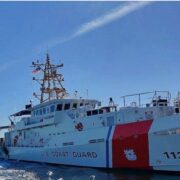 Guardia Costera abre varios puertos