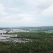 Bajo agua la subestación Las Acacias en Cabo Rojo