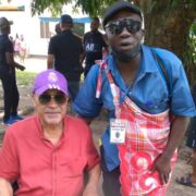 Ex-president Bouterse bij viering Saamaka Daka te Pokigron