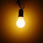 Boricua que reside en Florida afirma solo se le ha ido la luz una vez en ocho años