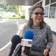 Parlamentario Christiaans Yarzagaray a recorda un aña cu Parlamento #11 a drenta na vigor