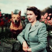 El féretro de la Reina Isabel II comienza su viaje final