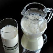Aumento en precios de la leche quedará en manos de las plantas elaboradoras tras desregulación