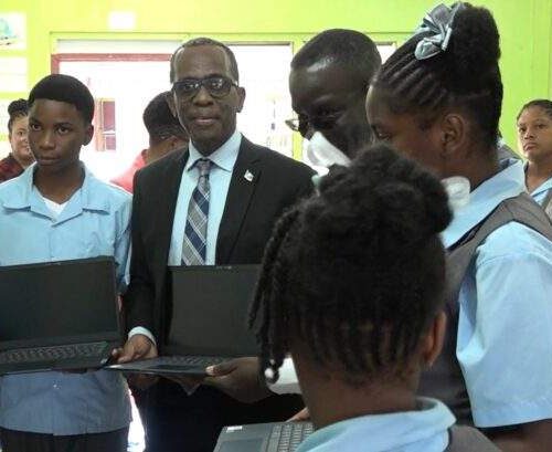 WATCH: Entrepot Secondary School Students Get Chromebooks – St. Lucia ...