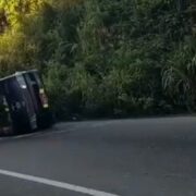 Bus carrying students crashes and overturns in Stony Hill Loop Jamaica